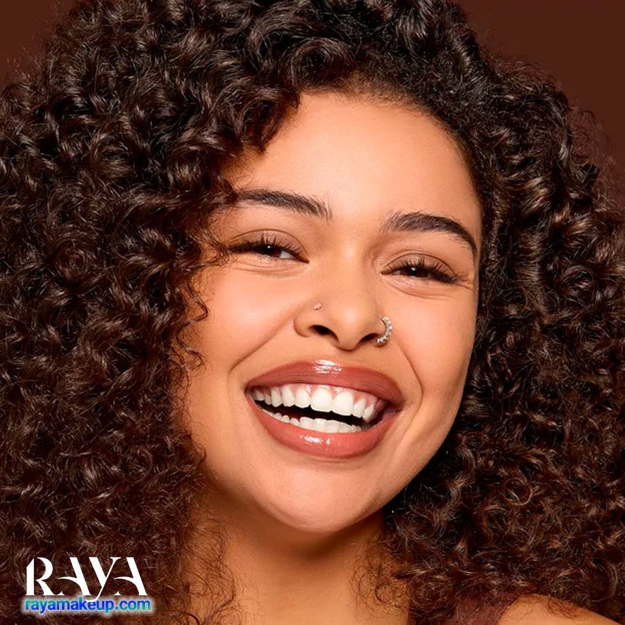 بالم آرایشی پودری مات کننده یامی اسکین دنسا میریکس بیوتی مدل یونیورسال Danessa Myricks Beauty Yummy Skin Blurring Balm Powder