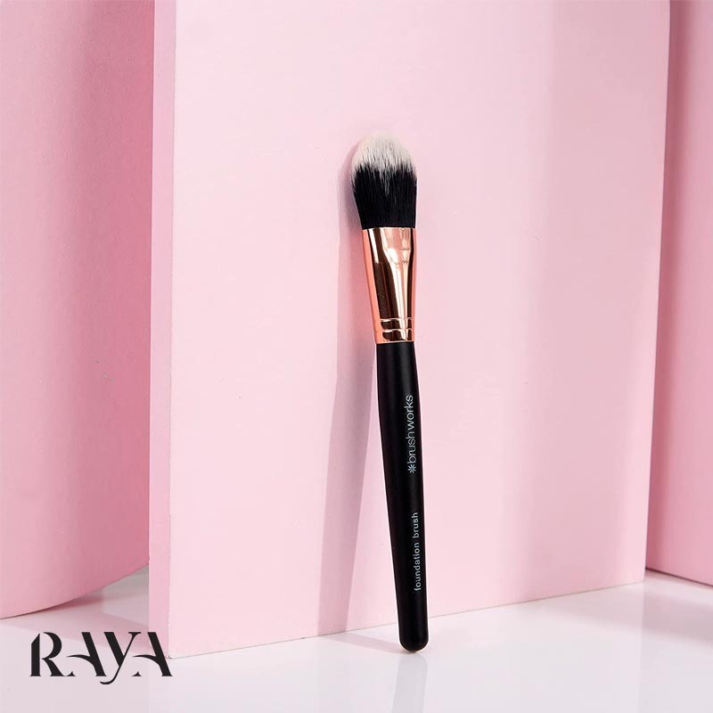 براش آرایشی کرمپودر براش ورکس Brush Works Foundation Brush 