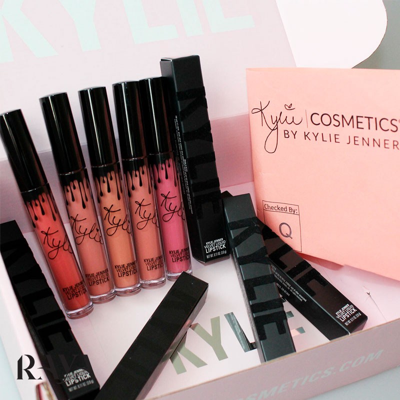 رژ لب مایع و مخملی مدل ولوت کایلی کازمتیک Kylie Cosmetics Velvet Liquid Lipstick 