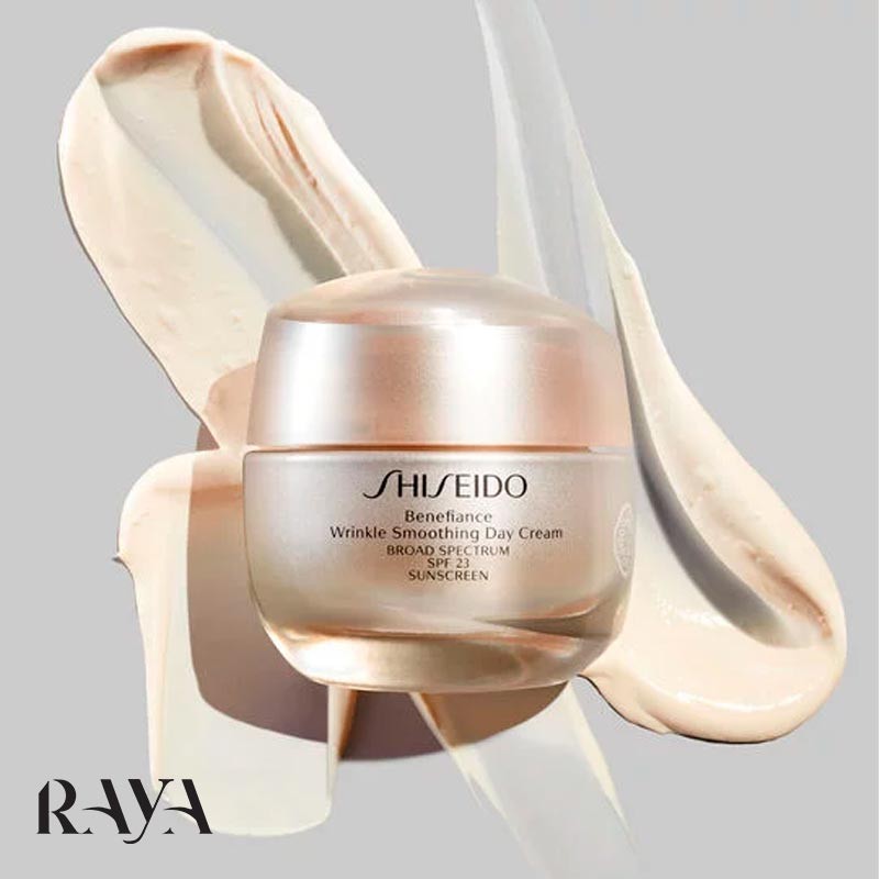 کرم روز مرطوب کننده و ضد چروک شیسیدو مدل بنفیانس رینکل اسموتینگ با Shiseido Benefiance Wrinkle Smoothing Day Cream SPF25